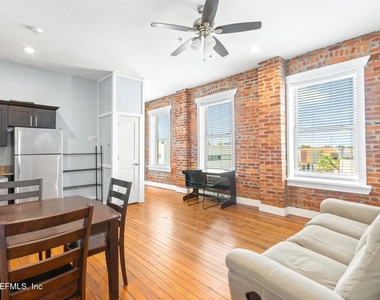 105 N 2nd Street - Photo Thumbnail 17
