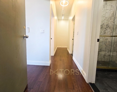 1 Kingston Avenue - Photo Thumbnail 3