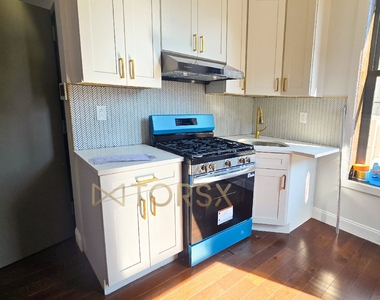 1 Kingston Avenue - Photo Thumbnail 1