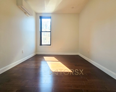 1 Kingston Avenue - Photo Thumbnail 10