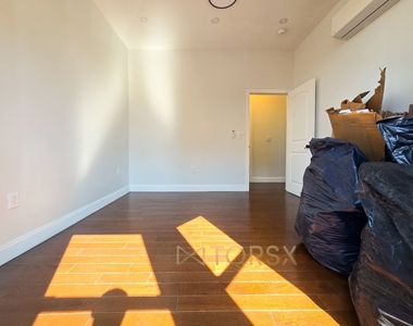 1 Kingston Avenue - Photo Thumbnail 6