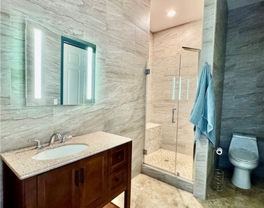 14370 Mcgregor Boulevard - Photo Thumbnail 24