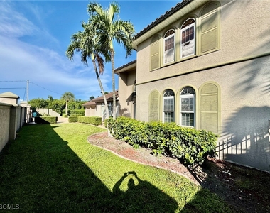 14370 Mcgregor Boulevard - Photo Thumbnail 3