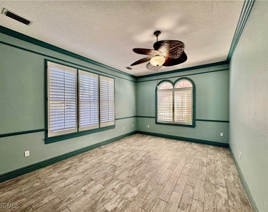 14370 Mcgregor Boulevard - Photo Thumbnail 9