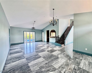14370 Mcgregor Boulevard - Photo Thumbnail 8