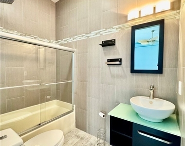 14370 Mcgregor Boulevard - Photo Thumbnail 15