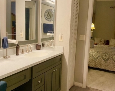 3708 Se 12th Avenue - Photo Thumbnail 14