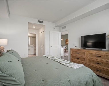 15285 Green Acres - Photo Thumbnail 19