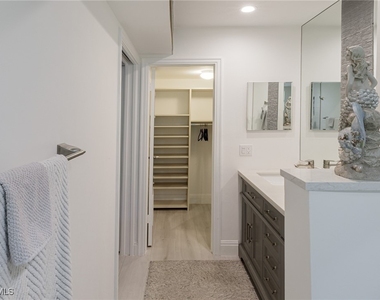 788 Park Shore Drive - Photo Thumbnail 15