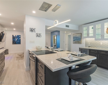 788 Park Shore Drive - Photo Thumbnail 10