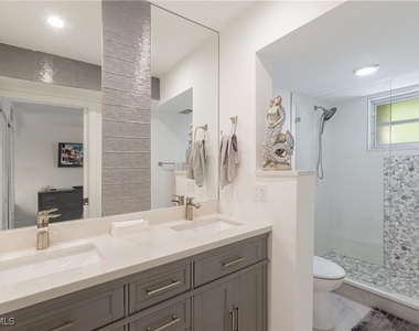 788 Park Shore Drive - Photo Thumbnail 14