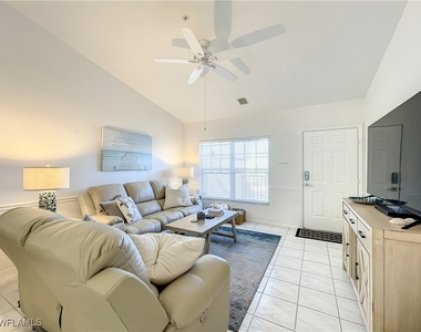 470 Bermuda Cove Way - Photo Thumbnail 23
