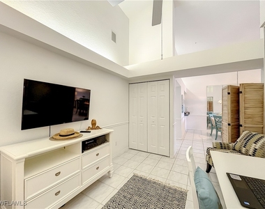 470 Bermuda Cove Way - Photo Thumbnail 33