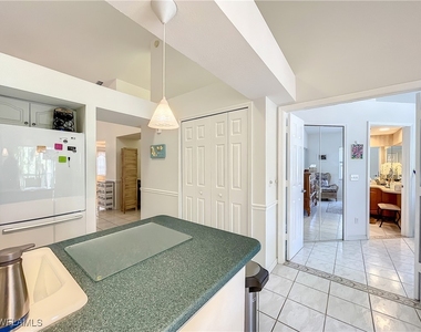 470 Bermuda Cove Way - Photo Thumbnail 13
