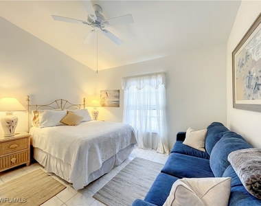 470 Bermuda Cove Way - Photo Thumbnail 30