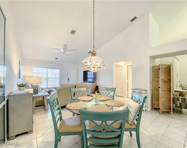 470 Bermuda Cove Way - Photo Thumbnail 12