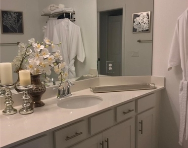6070 National Boulevard - Photo Thumbnail 25