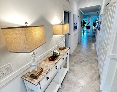 6070 National Boulevard - Photo Thumbnail 3