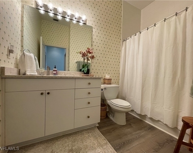 2377 Ravenna Boulevard - Photo Thumbnail 22