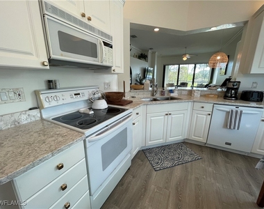 2377 Ravenna Boulevard - Photo Thumbnail 4