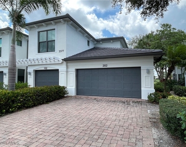 2377 Ravenna Boulevard - Photo Thumbnail 1