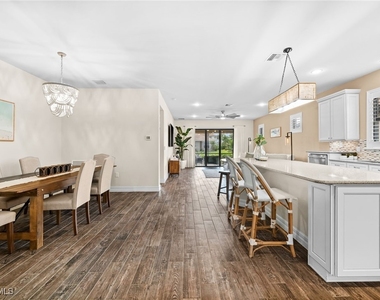 14750 Laguna Drive - Photo Thumbnail 6