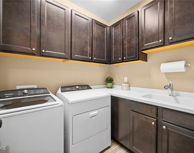 14750 Laguna Drive - Photo Thumbnail 20