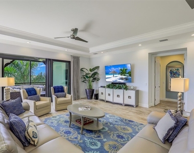 16433 Carrara Way - Photo Thumbnail 4