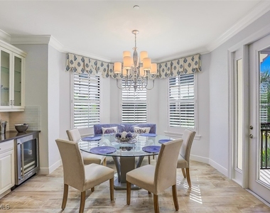 16433 Carrara Way - Photo Thumbnail 9