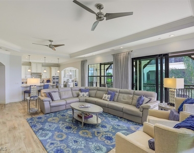 16433 Carrara Way - Photo Thumbnail 5