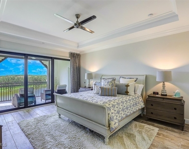 16433 Carrara Way - Photo Thumbnail 12
