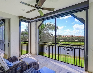 16433 Carrara Way - Photo Thumbnail 13