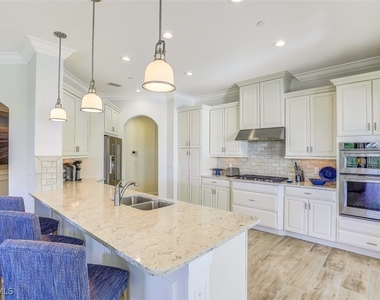 16433 Carrara Way - Photo Thumbnail 6
