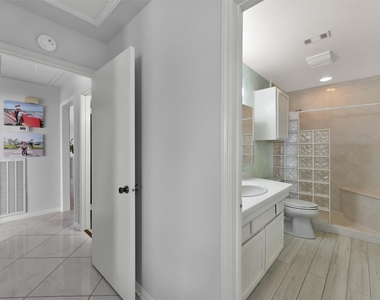 35 Lakeview Village - Photo Thumbnail 23