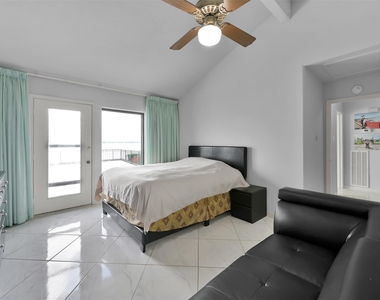 35 Lakeview Village - Photo Thumbnail 17