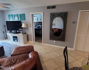 4100 Ocean Beach Boulevard - Photo Thumbnail 17