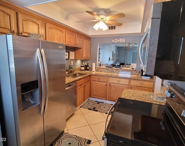 4100 Ocean Beach Boulevard - Photo Thumbnail 10