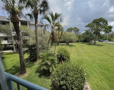 5557 Sea Forest Drive - Photo Thumbnail 2