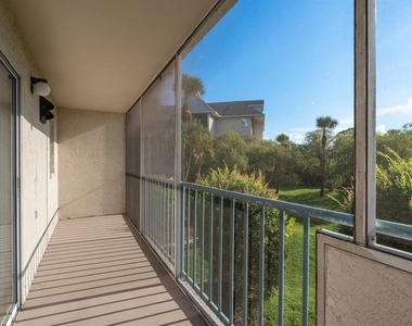 5557 Sea Forest Drive - Photo Thumbnail 36