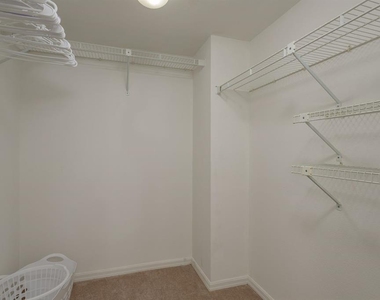 5557 Sea Forest Drive - Photo Thumbnail 26