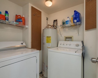 5557 Sea Forest Drive - Photo Thumbnail 30