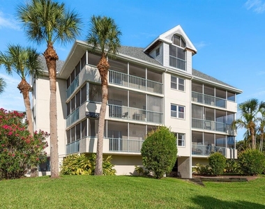 5557 Sea Forest Drive - Photo Thumbnail 43