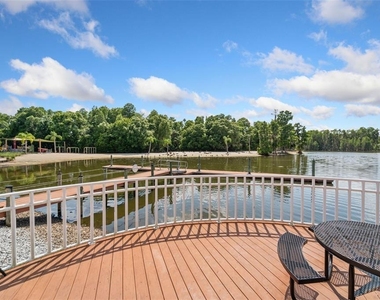 11006 Tahiti Isle Lane - Photo Thumbnail 41