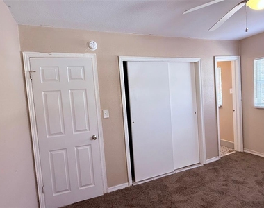 986 22nd Avenue S - Photo Thumbnail 11