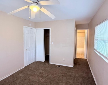 986 22nd Avenue S - Photo Thumbnail 16