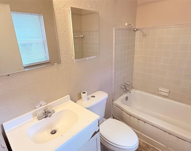 986 22nd Avenue S - Photo Thumbnail 18