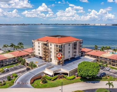 6145 Sun Boulevard - Photo Thumbnail 35
