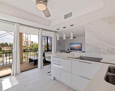 6145 Sun Boulevard - Photo Thumbnail 17