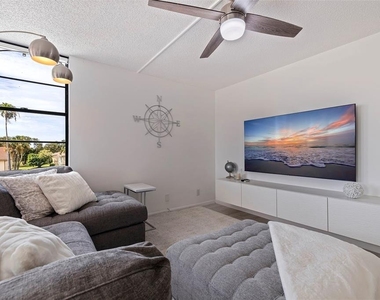 6145 Sun Boulevard - Photo Thumbnail 18