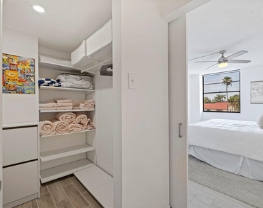 6145 Sun Boulevard - Photo Thumbnail 26